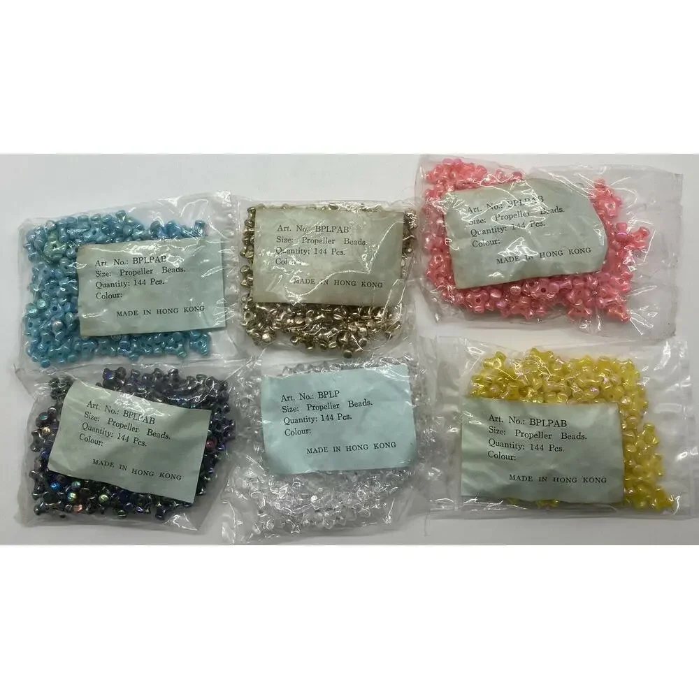 144 Gems 10MM TRI Propeller Beads blk,pink,yell,teal or clear 1 Bag